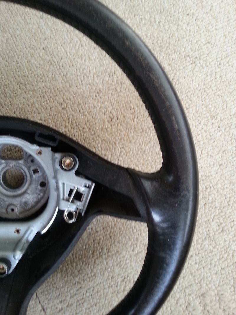 MK4 3 spoke steering wheel without airbag 45 obo VW Vortex